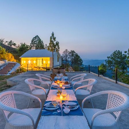 Stayvista At Luna Nova With Outdoor Pool - Ранікгет Екстер'єр фото